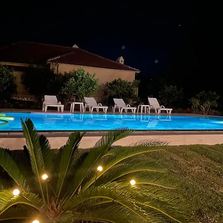 וילה Big With Pool In