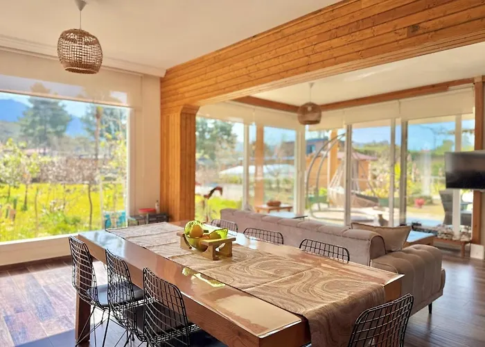 Lueks Villa Kaktues Oezel Havuz, Sauna & Jakuzi & Kano *