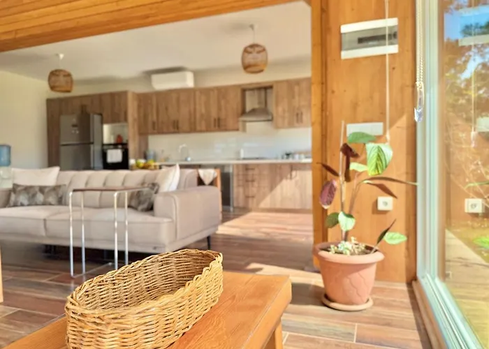 Lueks Villa Kaktues Oezel Havuz, Sauna & Jakuzi & Kano Βίλα *