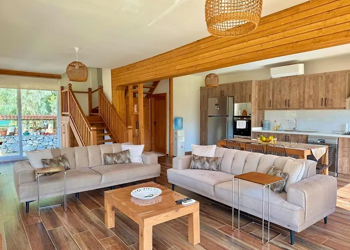 Lueks Villa Kaktues Oezel Havuz, Sauna & Jakuzi & Kano Βίλα Μαρμαρίς