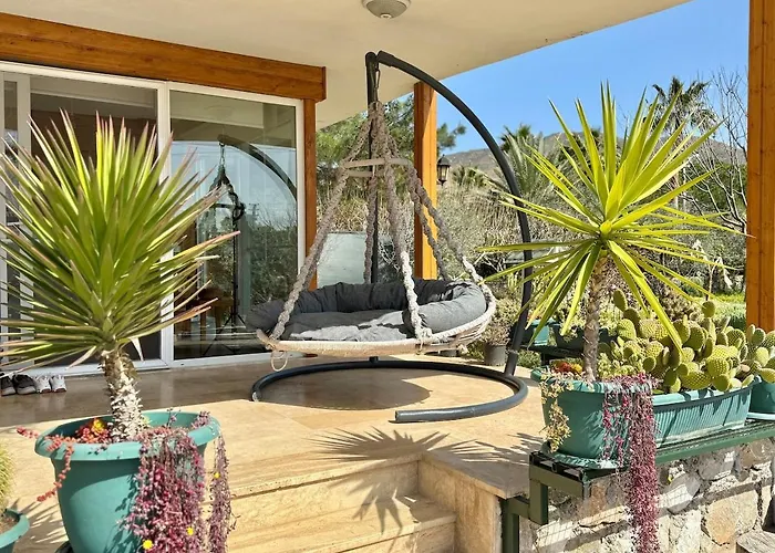 Lueks Villa Kaktues Oezel Havuz, Sauna & Jakuzi & Kano Μαρμαρίς