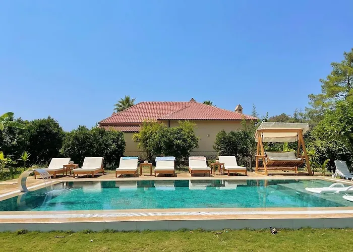 Lueks Villa Kaktues Oezel Havuz, Sauna & Jakuzi & Kano Βίλα *