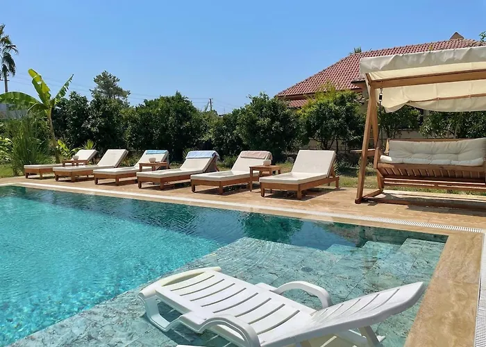 Βίλα Lueks Villa Kaktues Oezel Havuz, Sauna & Jakuzi & Kano Μαρμαρίς