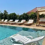 فيلة Lueks Kaktues Oezel Havuz, Sauna & Jakuzi & Kano مرمريس