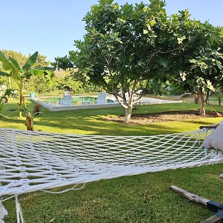 Βίλα Big With Pool In