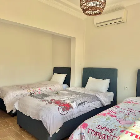 Villa Lueks Kaktues Oezel Havuz, Sauna & Jakuzi & Kano