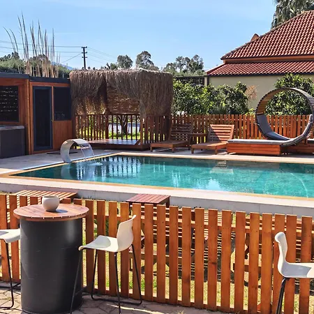 Lüks Villa Kaktüs Özel Havuz, Sauna&Jakuzi&Kano *