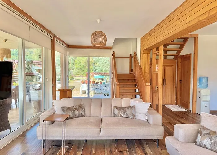 Lüks Villa Kaktüs Özel Havuz, Sauna&Jakuzi&Kano Marmaris