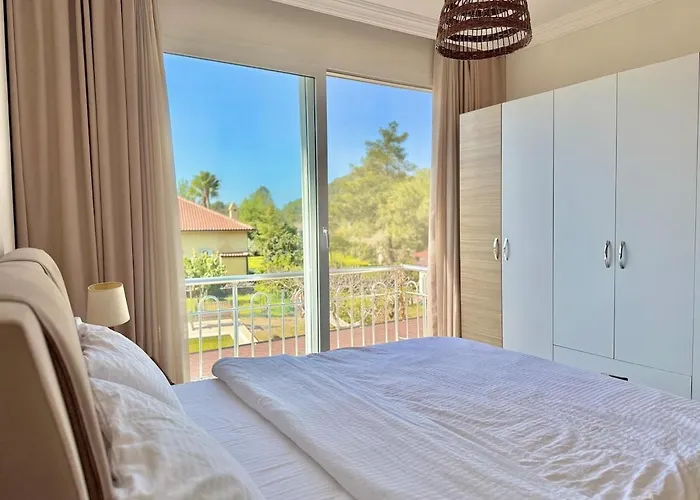 Lüks Villa Kaktüs Özel Havuz, Sauna&Jakuzi&Kano * Marmaris