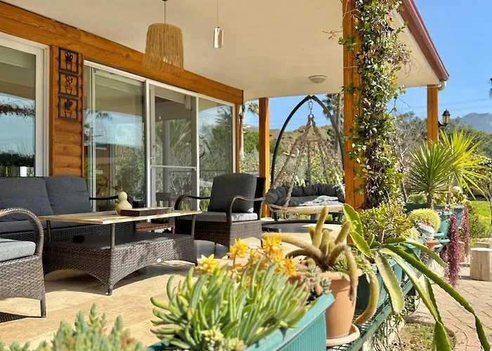 Villa Lüks Villa Kaktüs Özel Havuz, Sauna&Jakuzi&Kano