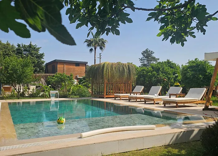 Lüks Villa Kaktüs Özel Havuz, Sauna&Jakuzi&Kano Villa Marmaris