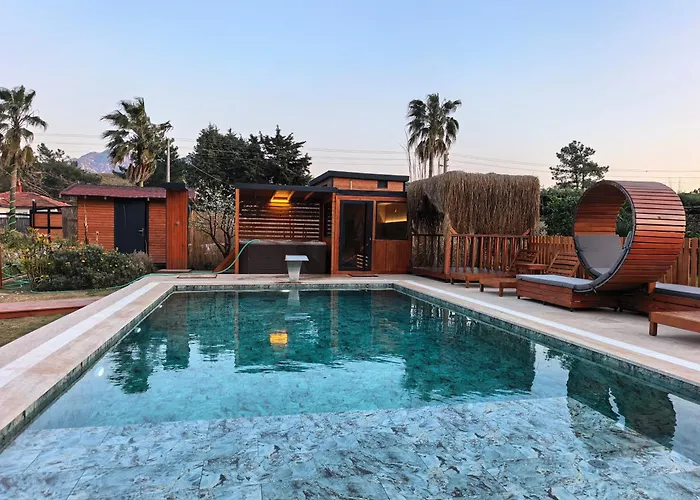 Lüks Villa Kaktüs Özel Havuz, Sauna&Jakuzi&Kano *