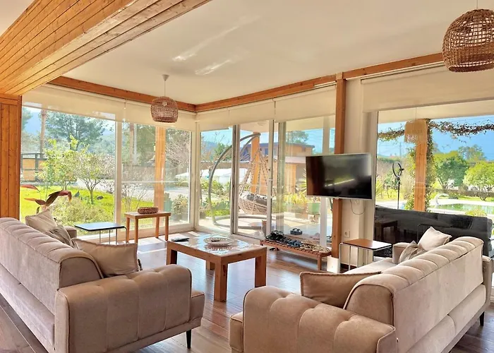 Lueks Villa Kaktues Oezel Havuz, Sauna & Jakuzi & Kano *