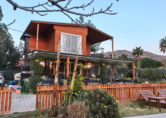 Villa Lueks Villa Kaktues Oezel Havuz, Sauna & Jakuzi & Kano